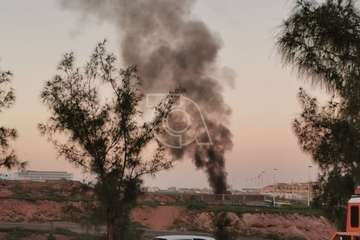  Incendio en el interior de un recinto vallado de La Garita, próximo al vial costero/TA.
